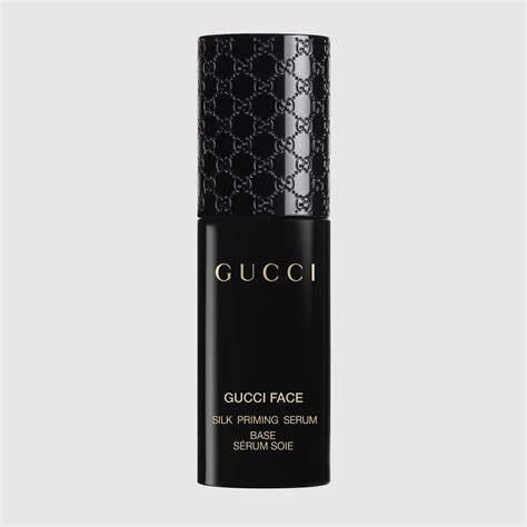 gucci silk priming serum.